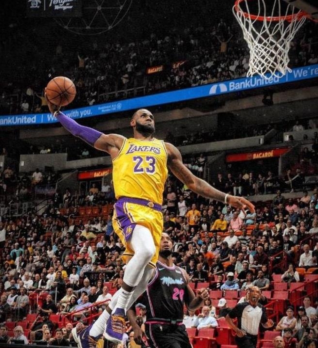 NBA每日最佳：爱德华兹44分赛季新高，SGA38分带队13连胜（NBA今日之星：爱德华兹轰44分创赛季新高，SGA38分率队豪取13连胜）