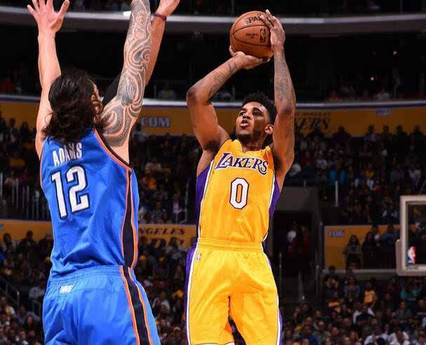 德转列巴拉圭球员历史身价前10：阿尔米隆第1，巴里奥斯上榜（德转公布巴拉圭球员历史身价TOP10：阿尔米隆登顶，巴里奥斯在列）