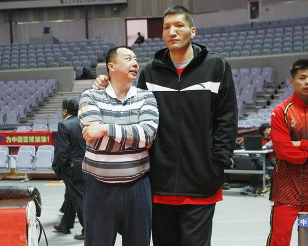 解放者杯战报：达尼洛制胜，弗拉门戈1-0帕尔梅拉斯夺冠（解放者杯决赛：达尼洛一锤定音，弗拉门戈1-0力克帕尔梅拉斯捧杯）