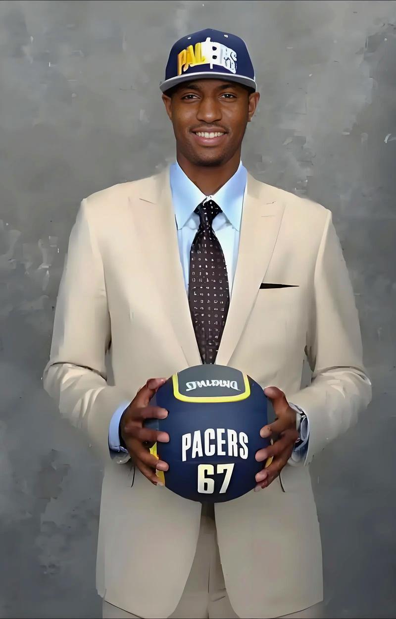 莱万多夫斯基在巴萨的点球表现：从辉煌到困惑（莱万多夫斯基在巴萨的点球轨迹：由高光到迷失）