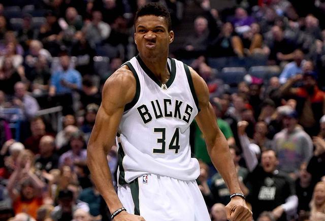 葡体后卫曼加斯：我们展现了实力，但最终运气站在了拜仁那边（曼加斯：葡体表现亮眼，最终幸运女神眷顾拜仁）